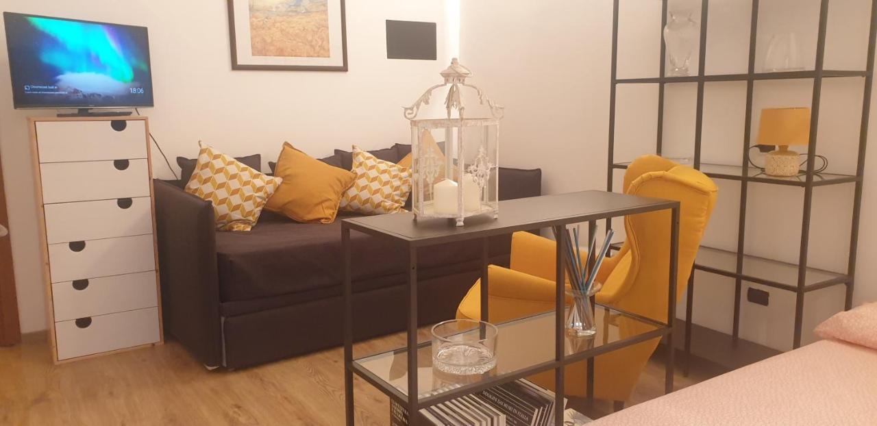 Isola Dal Verme Flat Lejlighed Milano Eksteriør billede